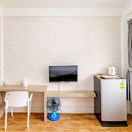 Ze Residence Bang Aor Station Bangkok Dış mekan fotoğraf
