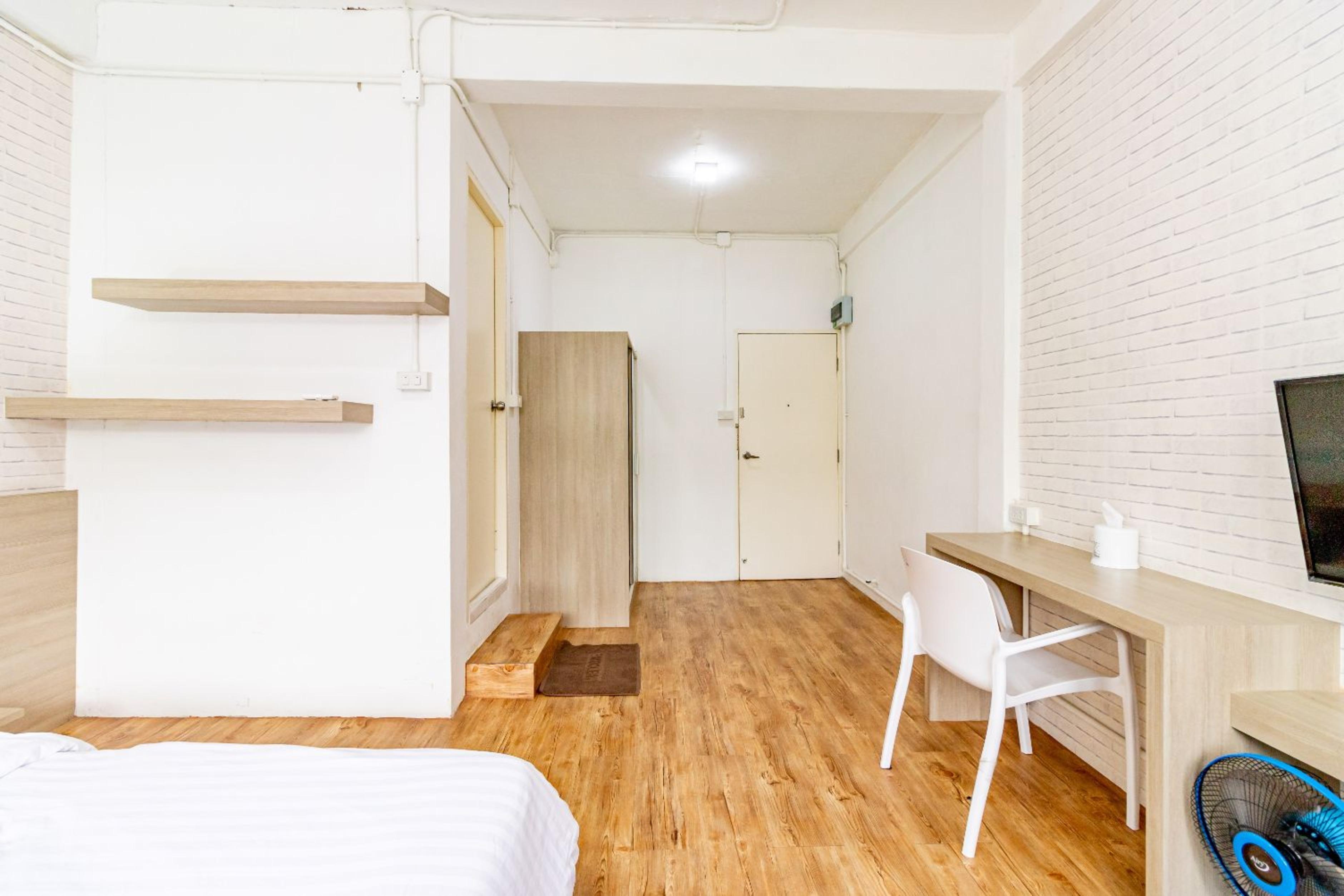 Ze Residence Bang Aor Station Bangkok Dış mekan fotoğraf